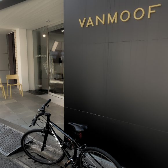 vanmoof_tokyo_showroom2